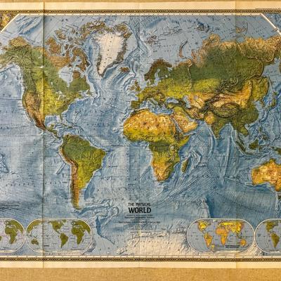 LOT 7 - 1975 Vintage World Map by National Geographic