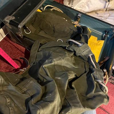 WW2 Trunk with stuff