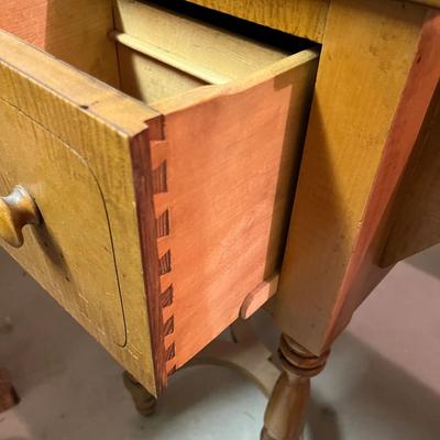 Wonderful Maple Vanity