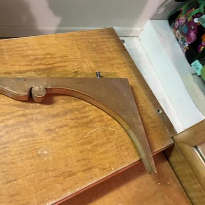 Wonderful Maple Vanity