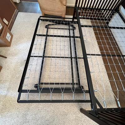 Modern Daybed With Convenient Additional Trundle Bed (O-RG)
