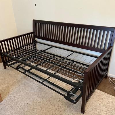 Modern Daybed With Convenient Additional Trundle Bed (O-RG)