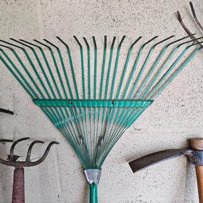 Assorted Garden & Yard Tools (G-JS)