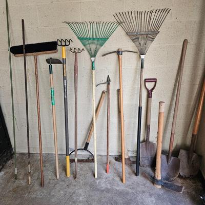 Assorted Garden & Yard Tools (G-JS)