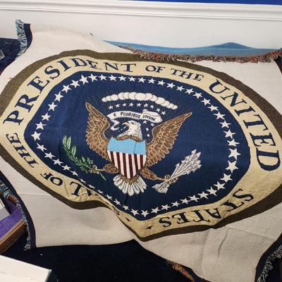 2 Large Throws or Rugs White House Seal of the President of the United States