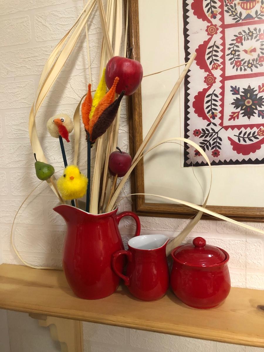 LOT 2K Red Home Decor Framed Baltimore Brides Quilt Print, Wooden