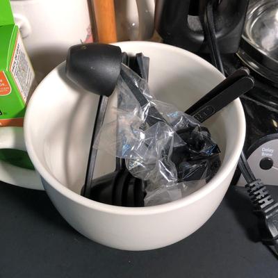 LOT 22L: Mr. Coffee Coffee Maker Model DRX23 w/ Mugs, Rotating Mug Rack & More