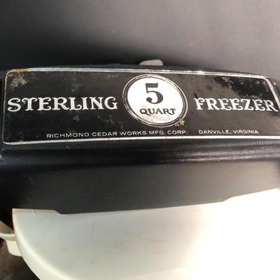 LOT 27L: Vintage Sterling Freezer 5-Quart Ice Cream Bucket w/ Glass Sundae Cups