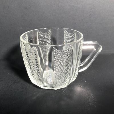 LOT 28L: Vintage Jeanette Glass Dewdrop Punch Bowl w/ 12 Matching Cups & Faux Fruit