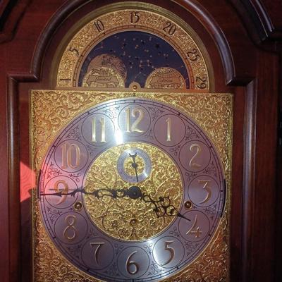 Howard Miller 610-698 Grandfather Clock