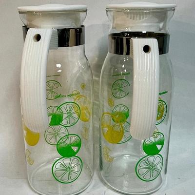 Lot of (2) Vintage Pyrex Lemon & Lime Pitcher Carafe Glass with Lid Strainer 1 Qt Welcome Degustation
