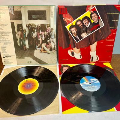 Lot of (2) Vintage Vinyl Record Albums The Oakridge Boys Y'all Come Back Saloon & Bobbie Sue