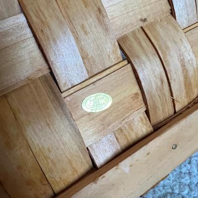 Stair, Handled & More Baskets (P-RG)