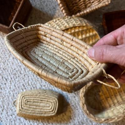 Stair, Handled & More Baskets (P-RG)