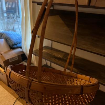 Stair, Handled & More Baskets (P-RG)