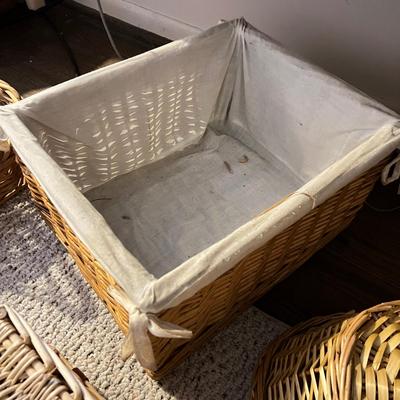 Stair, Handled & More Baskets (P-RG)