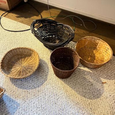 Stair, Handled & More Baskets (P-RG)