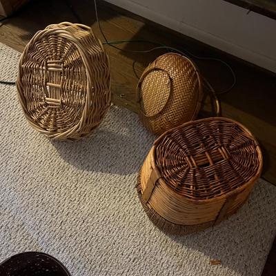Stair, Handled & More Baskets (P-RG)