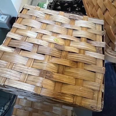 Stair, Handled & More Baskets (P-RG)