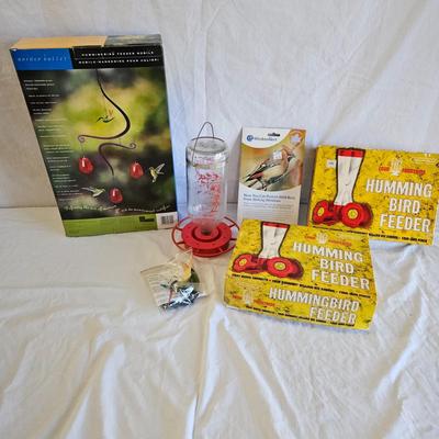Hummingbird Feeders and More (K-DW)