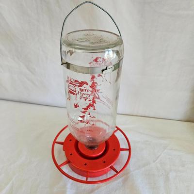 Hummingbird Feeders and More (K-DW)