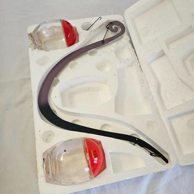 Hummingbird Feeders and More (K-DW)