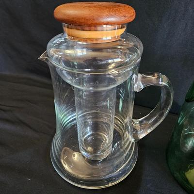 Green Decanter and a Chilling Pitcher (K-DW)