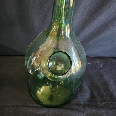 Green Decanter and a Chilling Pitcher (K-DW)