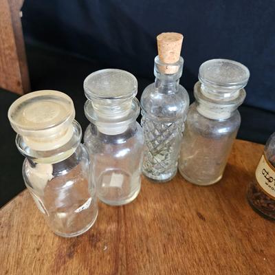 Wooden Kitchen Accessories and Glass Spice Jars (K-DW)