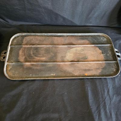 Assorted Cast Iron and an Aluminum Grill Skillet (K-DW)