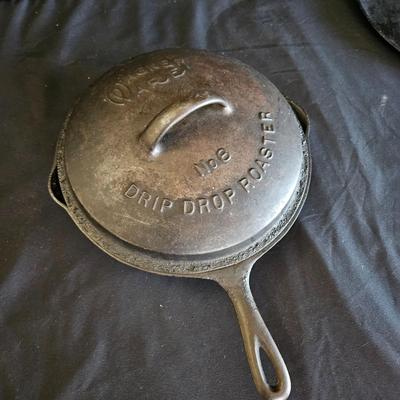Assorted Cast Iron and an Aluminum Grill Skillet (K-DW)