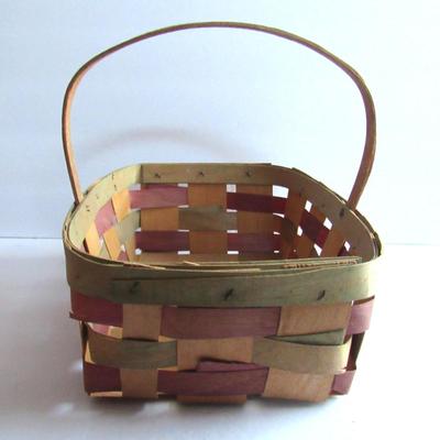 Vintage Japan Large Size Easter Basket (Remember When You Were Young!)
