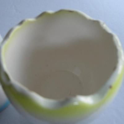 2 Vintage Easter Theme Egg Cups