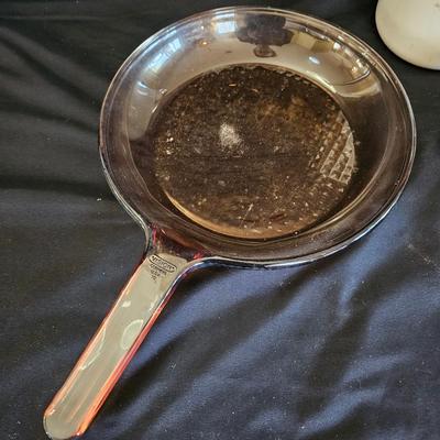 Cornflower Blue Corning Ware and Amber Pyrex (K-DW)