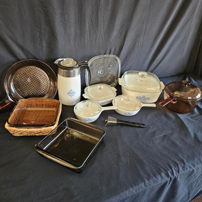 Cornflower Blue Corning Ware and Amber Pyrex (K-DW)