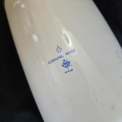 Cornflower Blue Corning Ware and Amber Pyrex (K-DW)