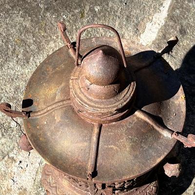 Cast Iron Hanging Lantern (LR-RG)