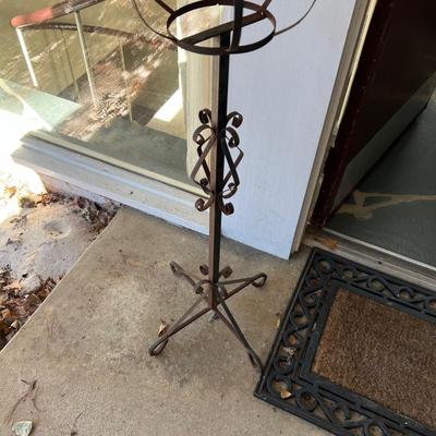 Wrought Iron Black Tall Plant Stand Plus Hanging Baskets & More (Y-RG)
