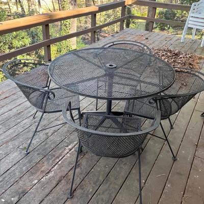 Wrought Iron Patio Table w/ Four Matching Barrel-Backed Chairs (D-RG)
