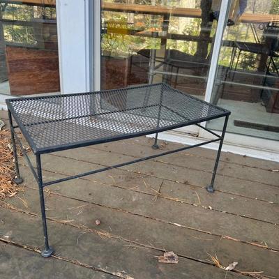Wrought Iron Barrel-Back Bench Seat & Coffee Table (D-RG)