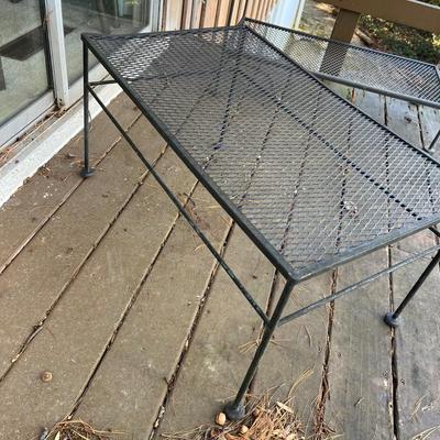 Wrought Iron Barrel-Back Bench Seat & Coffee Table (D-RG)
