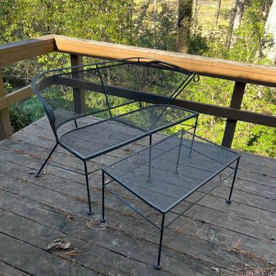 Wrought Iron Barrel-Back Bench Seat & Coffee Table (D-RG)