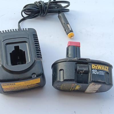 Dewalt 18-Volt battery with 18-volt vehicle charger