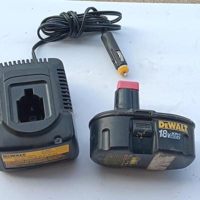 Dewalt 18-Volt battery with 18-volt vehicle charger