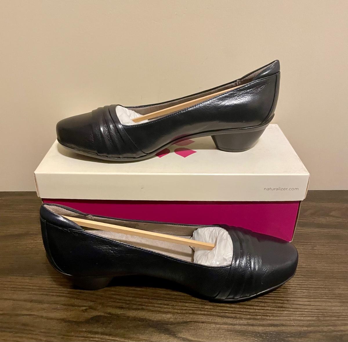 naturalizer work shoes