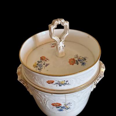 Late 19th Century Antique English Porcelain Ice Bucket