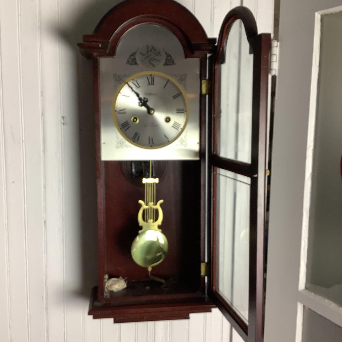 334 Waltham 31 Day Chime Wall Clock with Key