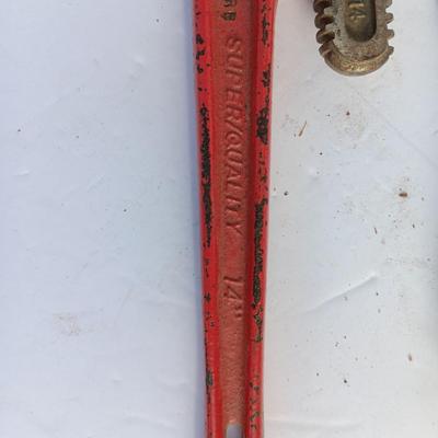 Rigid pipe wrench and vise clamps