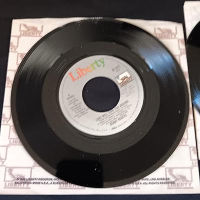 Four Kenny Rodgers Vinyl Record Albums LP Record Records 45's