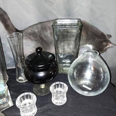 GLASS CANDY DISH/CANDLE HOLDERS/VASES AND DECORATIVE MARBLES